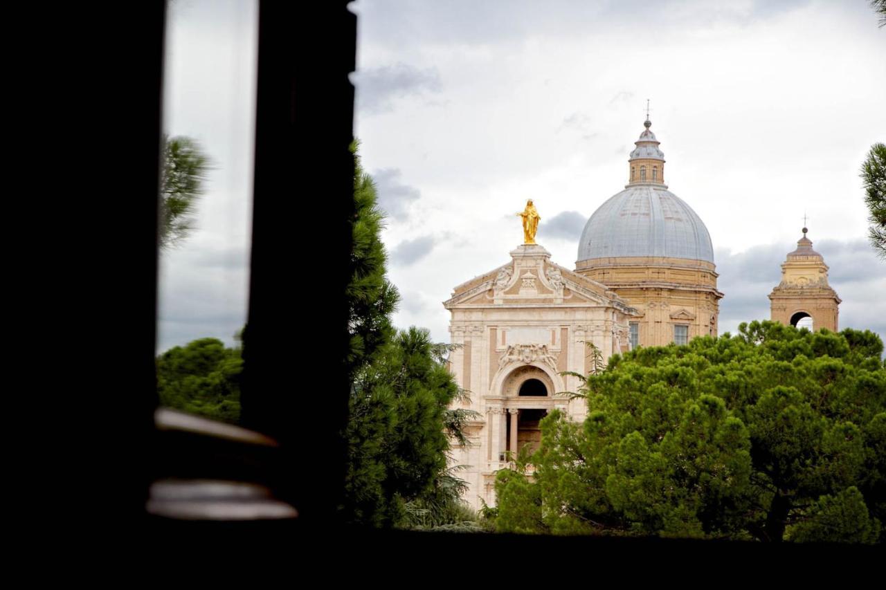 Hotel Donnini Assisi Luaran gambar