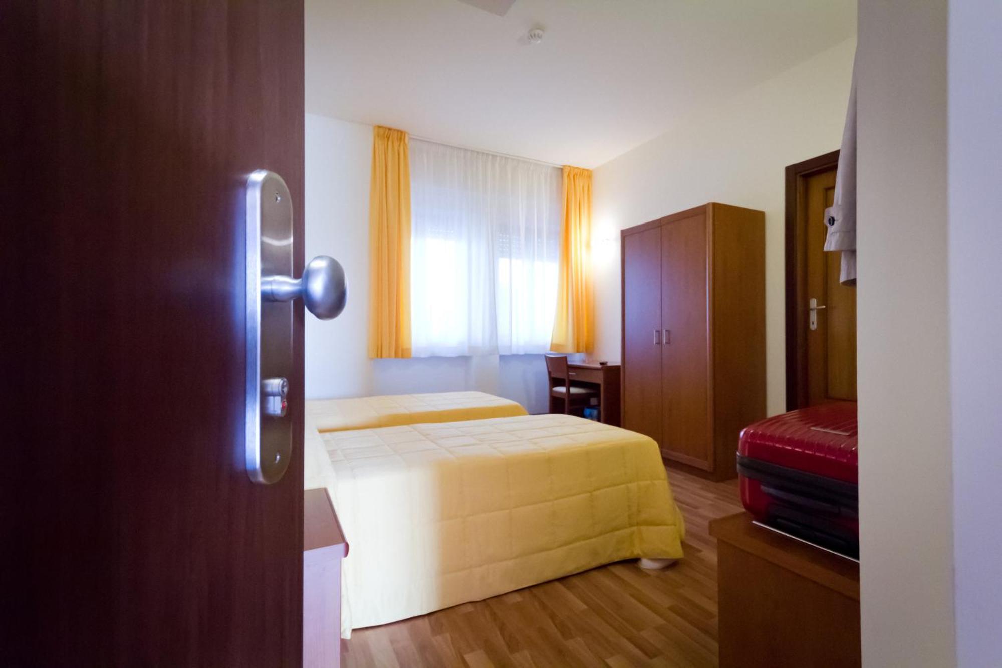 Hotel Donnini Assisi Luaran gambar